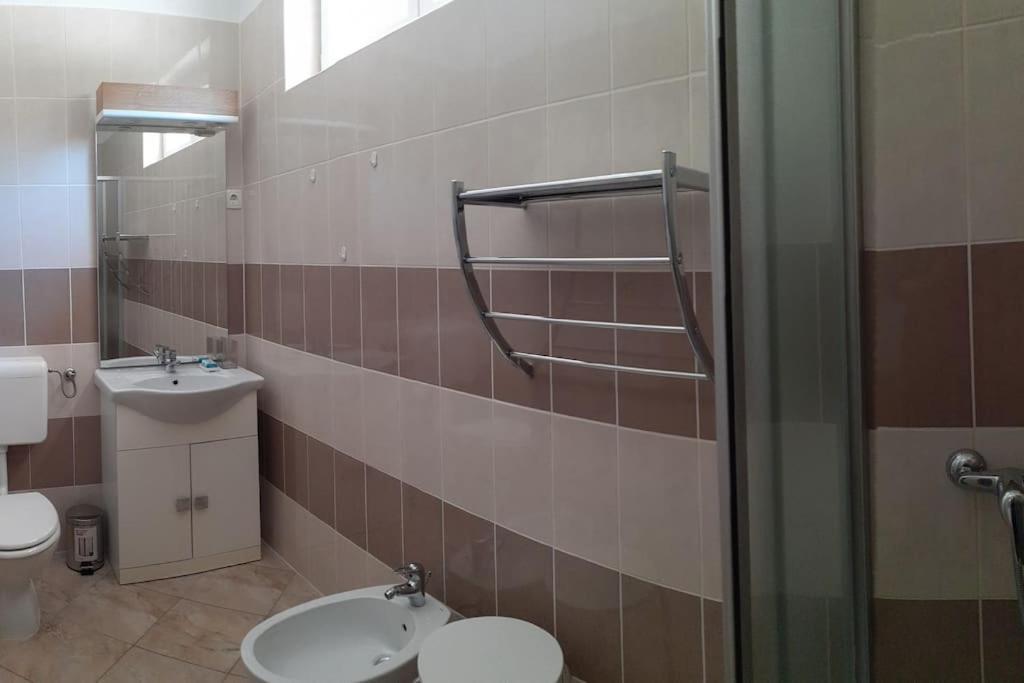 Vis - Luxury Holiday Villa With Swimming Pool Экстерьер фото